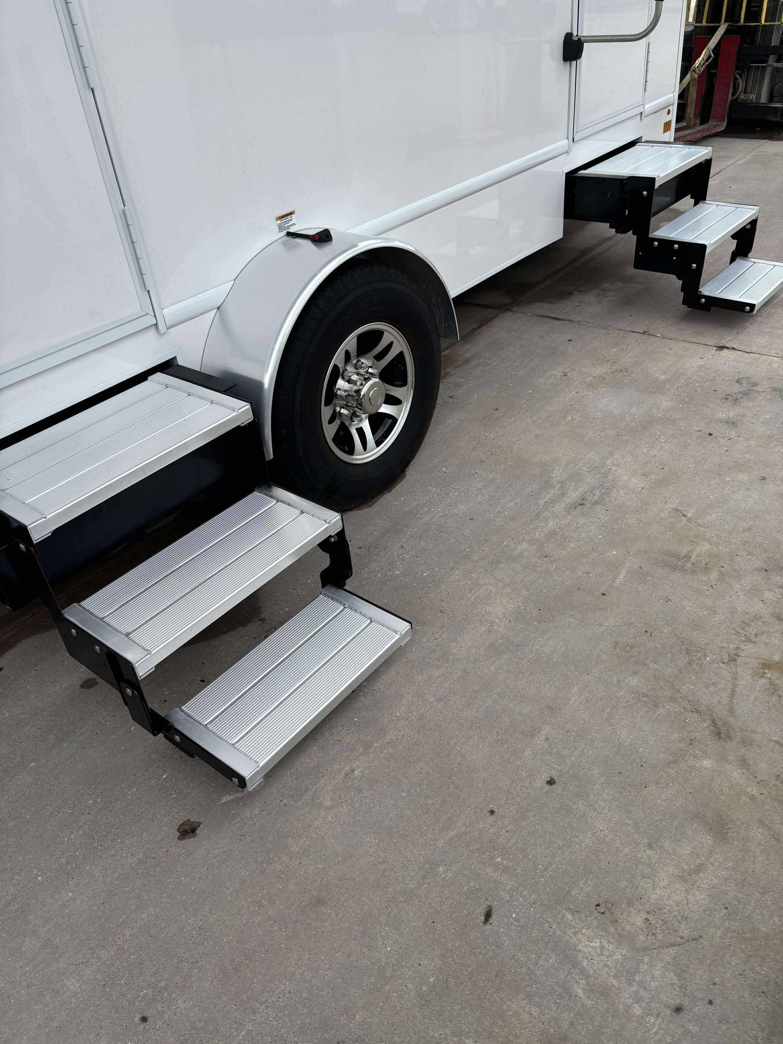 Aluminum Trailer (After)